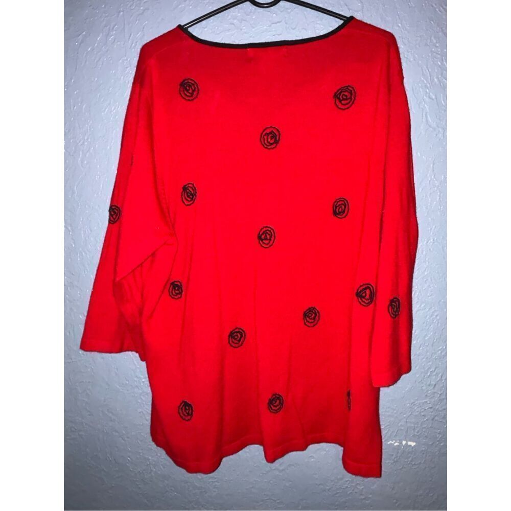 Cathy Daniel’s top - Picture 3 of 6